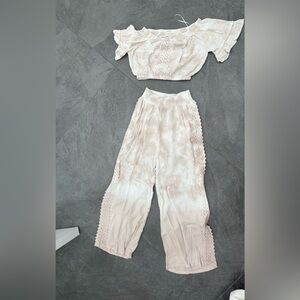 Price for set,
Lounge / beach set